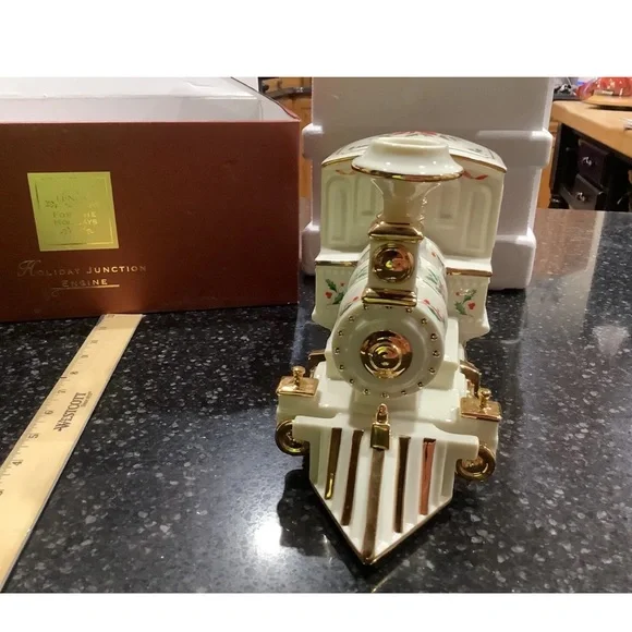 Lenox Christmas Holiday Junction Train Locomotive Engine